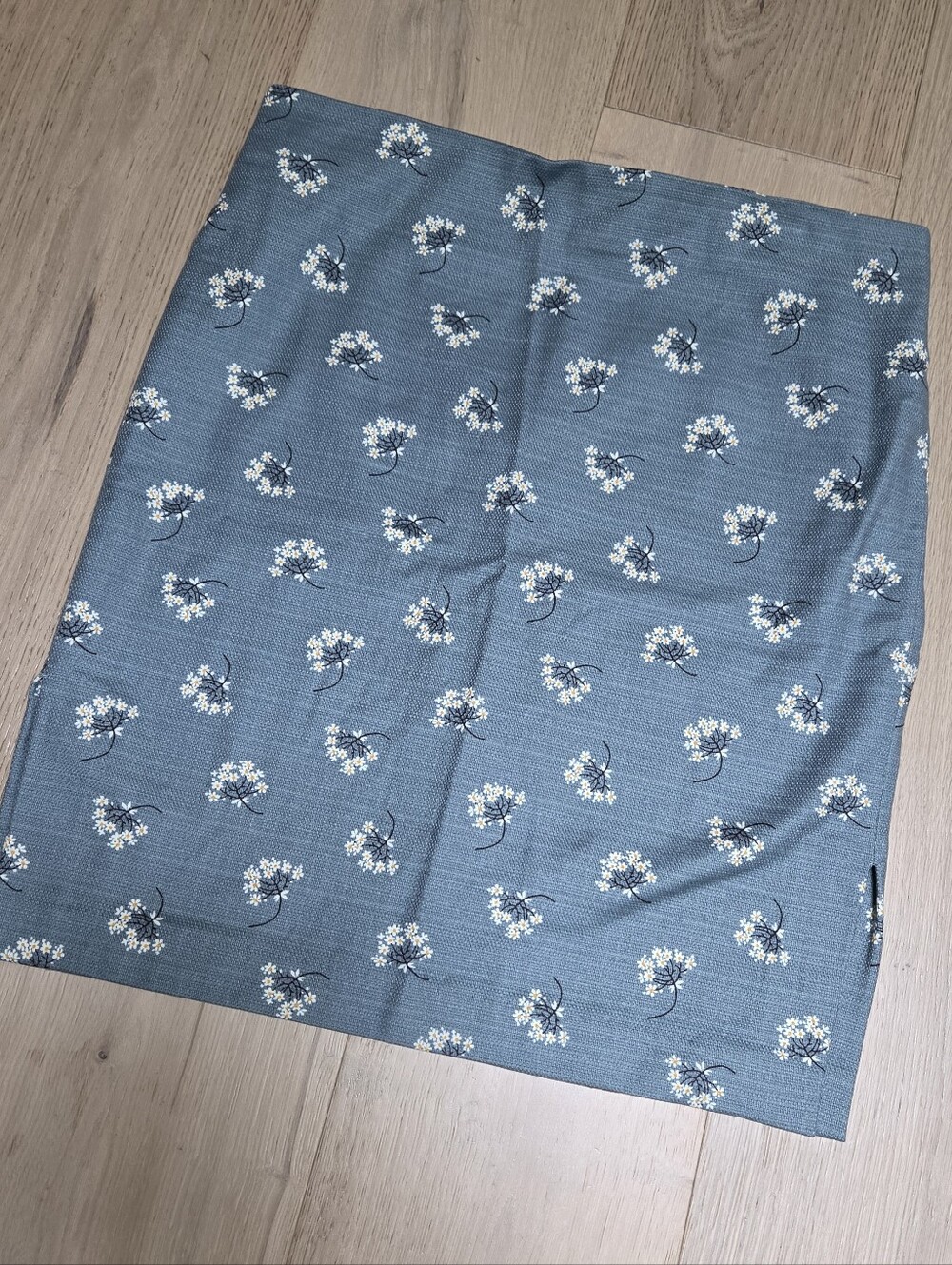 NWT LOFT Outlet Blue White Floral Pencil Skirt Slit 16